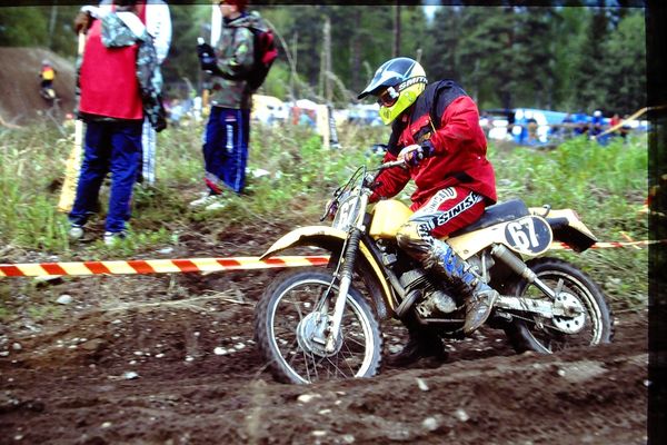 Timo Remes ja Suzuki Foxeilla Ei tietoa 1998